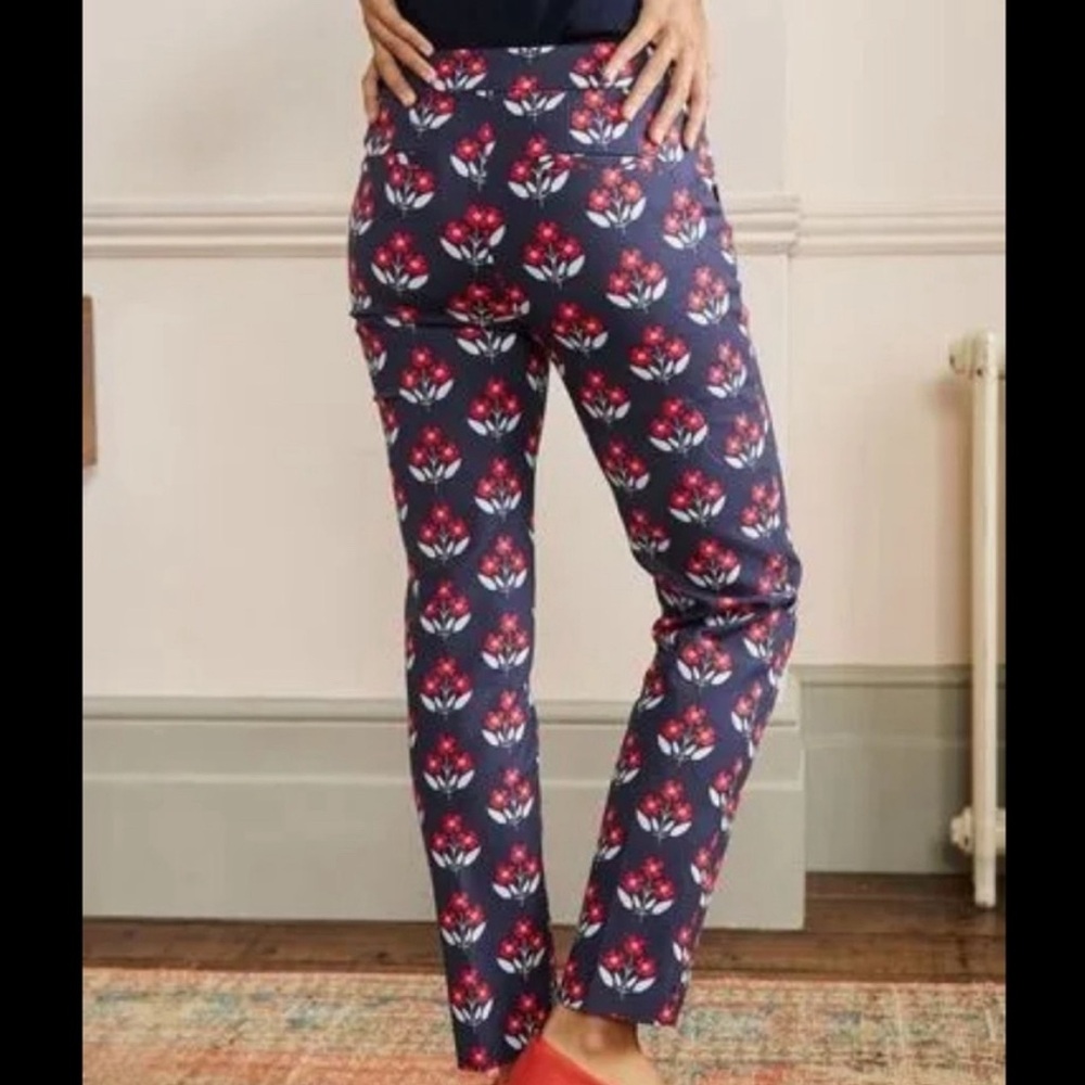 Boden floral navy casual pants